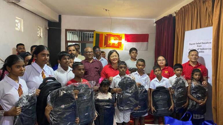 Relief Assistance Provided to Affected Families in Ratnapura